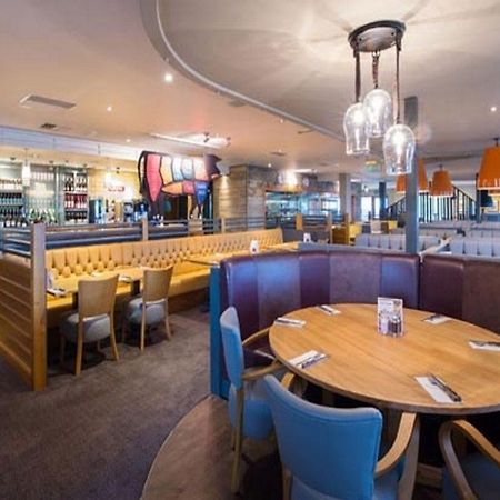 Premier Inn Newton Abbot Kültér fotó