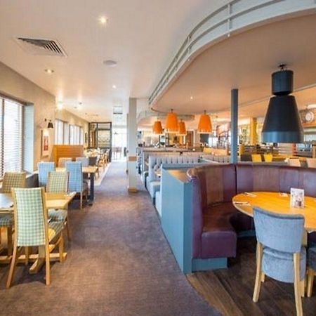 Premier Inn Newton Abbot Kültér fotó