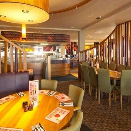 Premier Inn Newton Abbot Kültér fotó