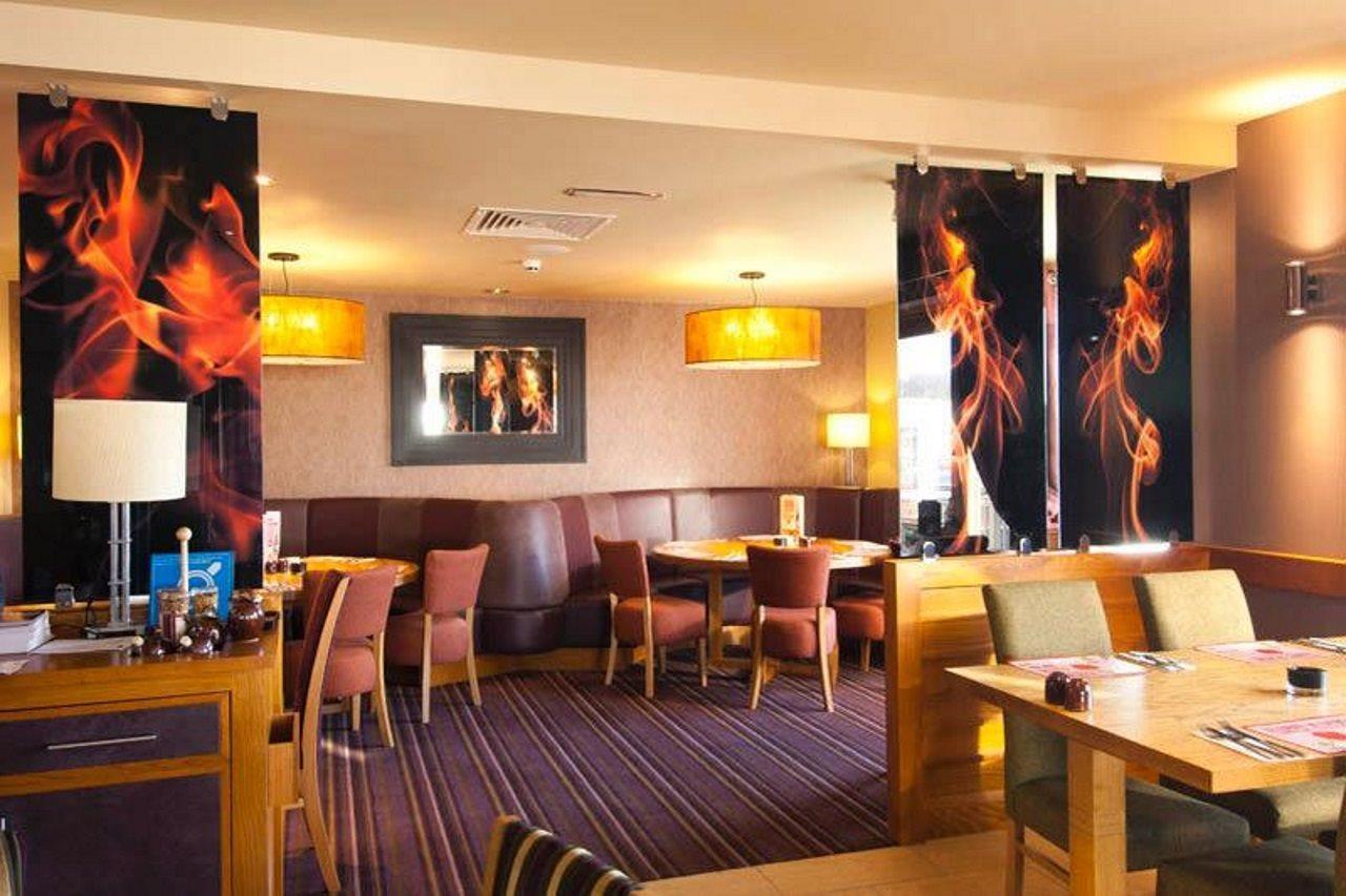 Premier Inn Newton Abbot Kültér fotó