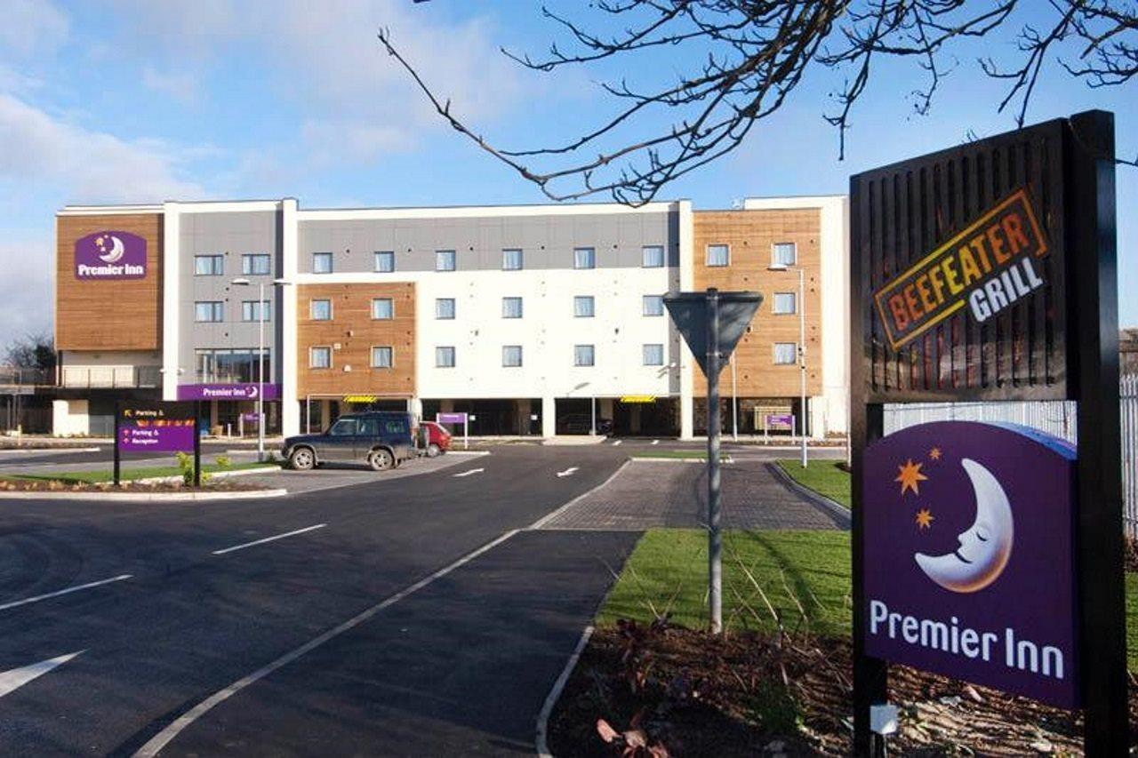 Premier Inn Newton Abbot Kültér fotó
